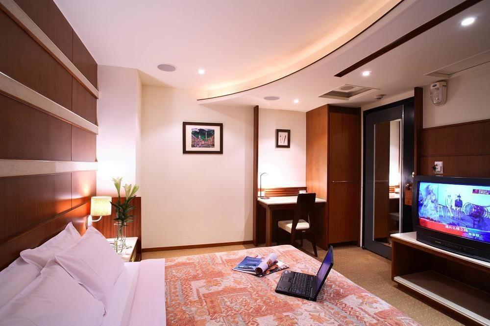 Kao Yuan Hotel - Zhong Zheng Taichung Exterior foto
